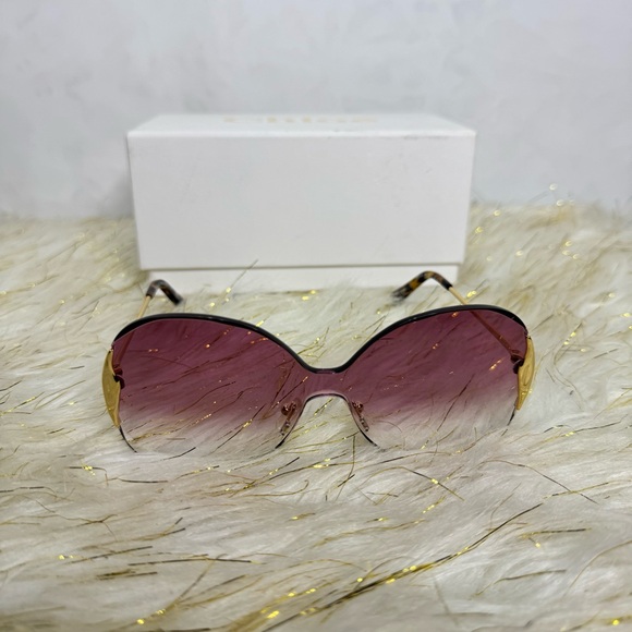 Chloe Pink Gradient Sunglasses - Picture 2 of 7